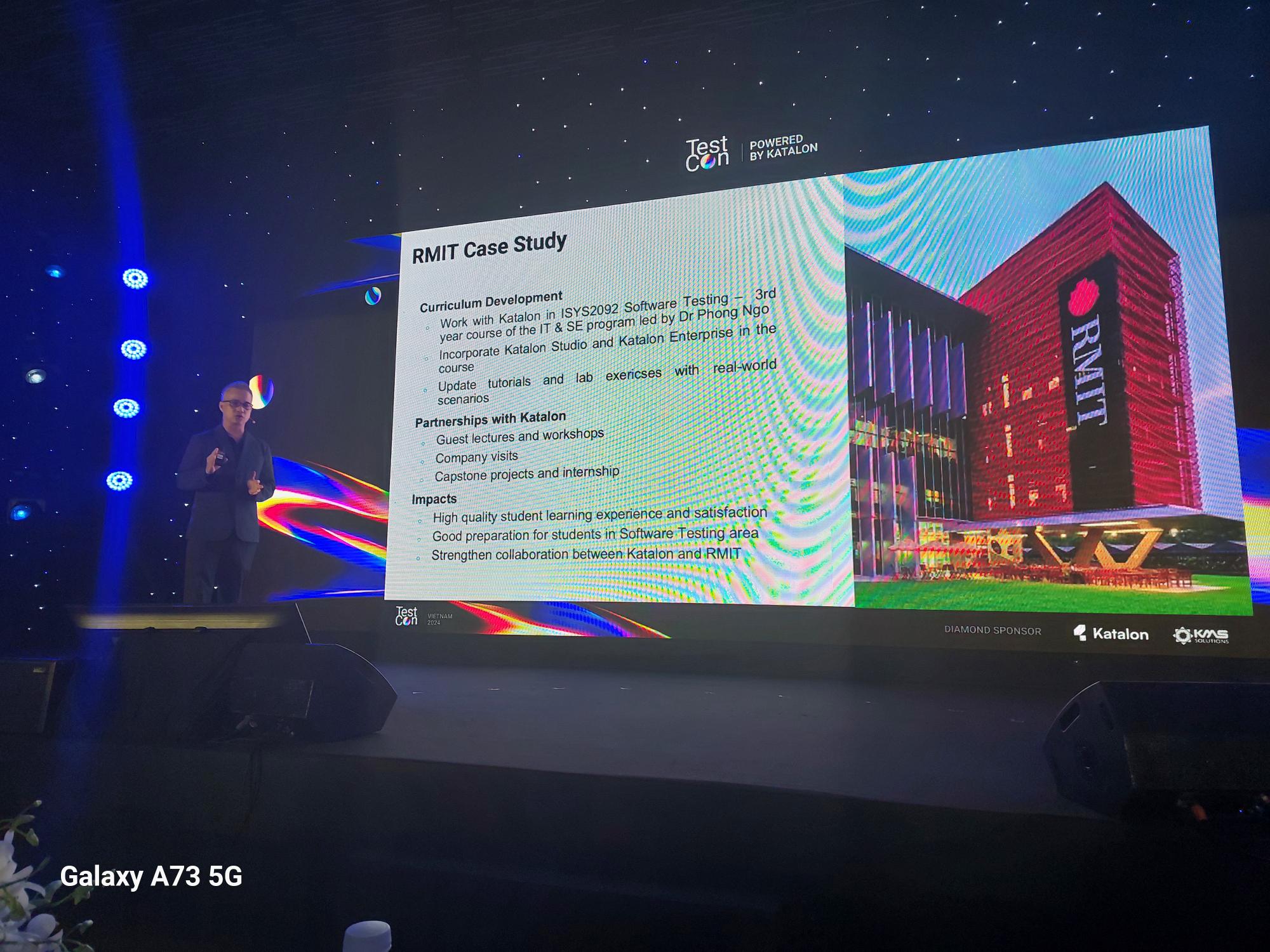 RMIT lecturer delivers a talk